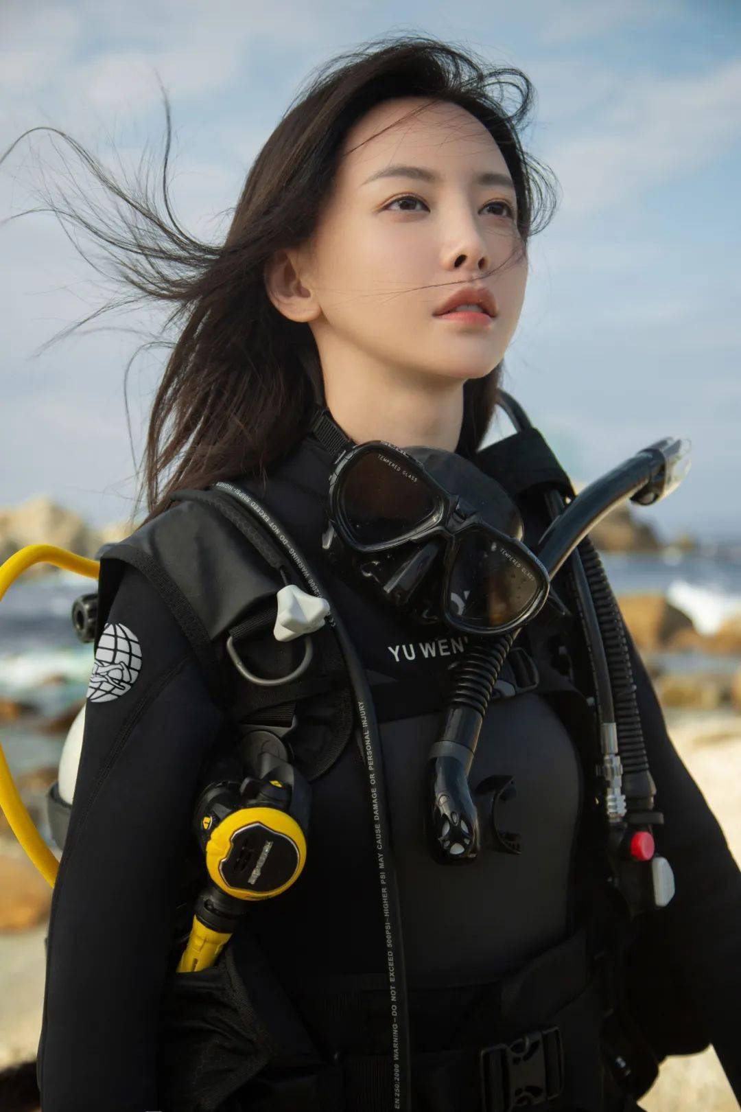 于文文海洋守蔚行动派热爱环保的酷女孩