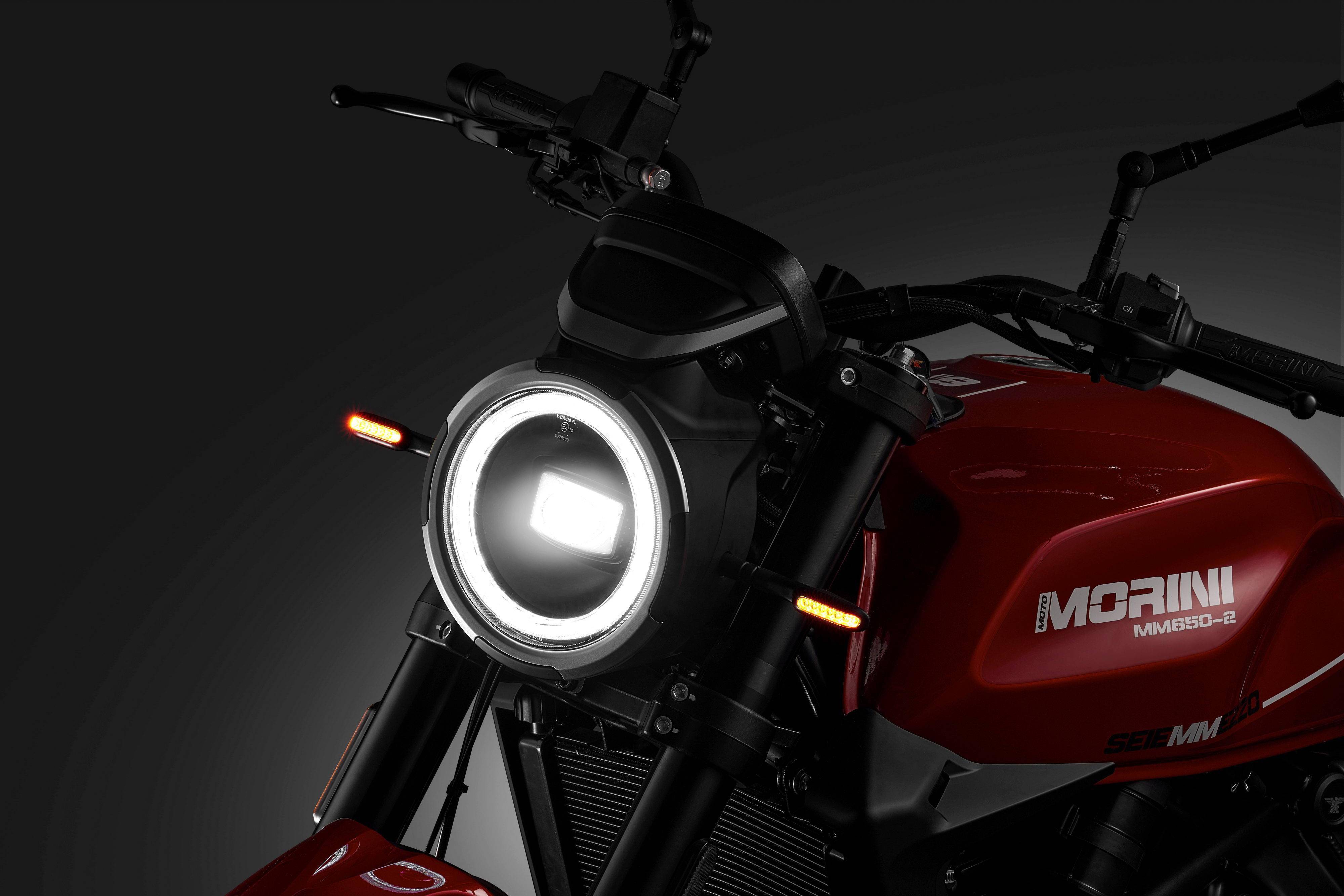 摩托莫里尼seiemmezzo6frac12赛文佐上市