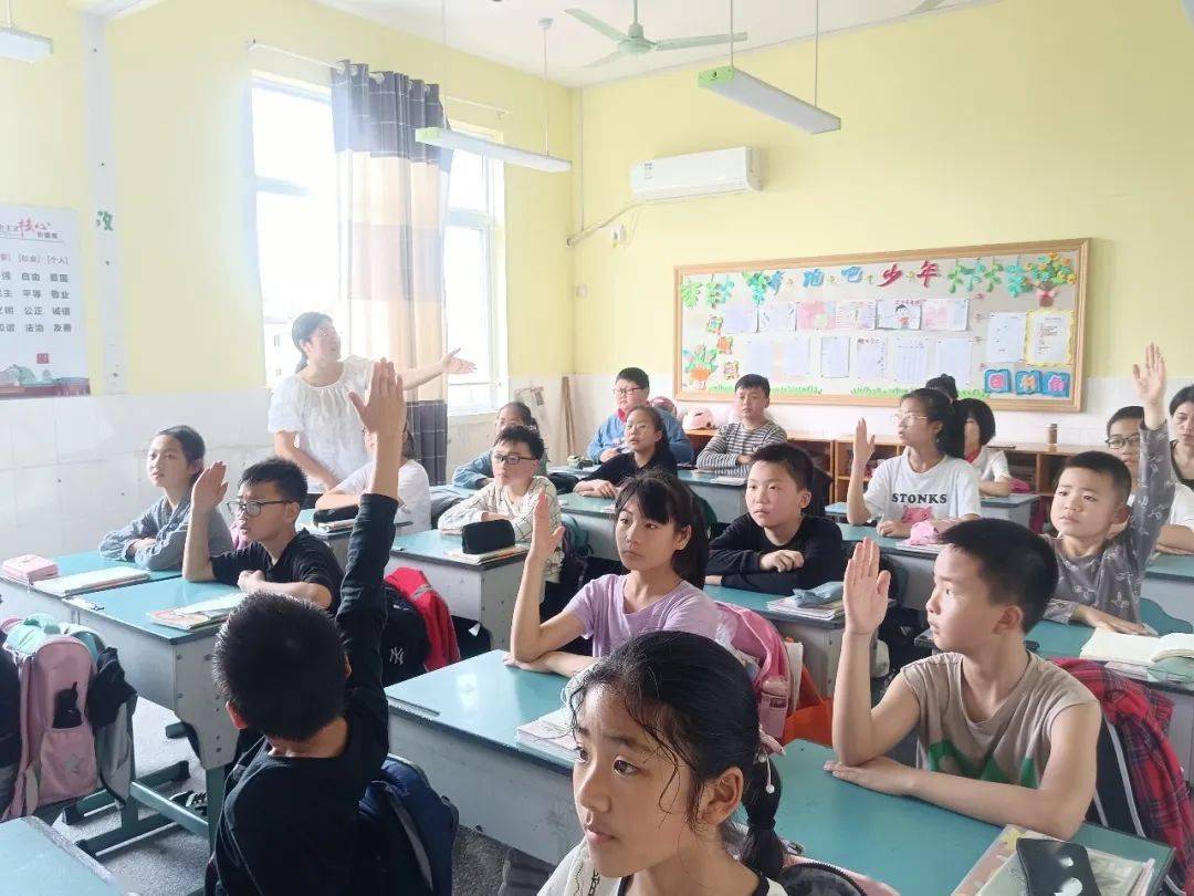 春风化雨巧点拨研讨反思促成长记柯城区教研室蹲点石室小学调研活动