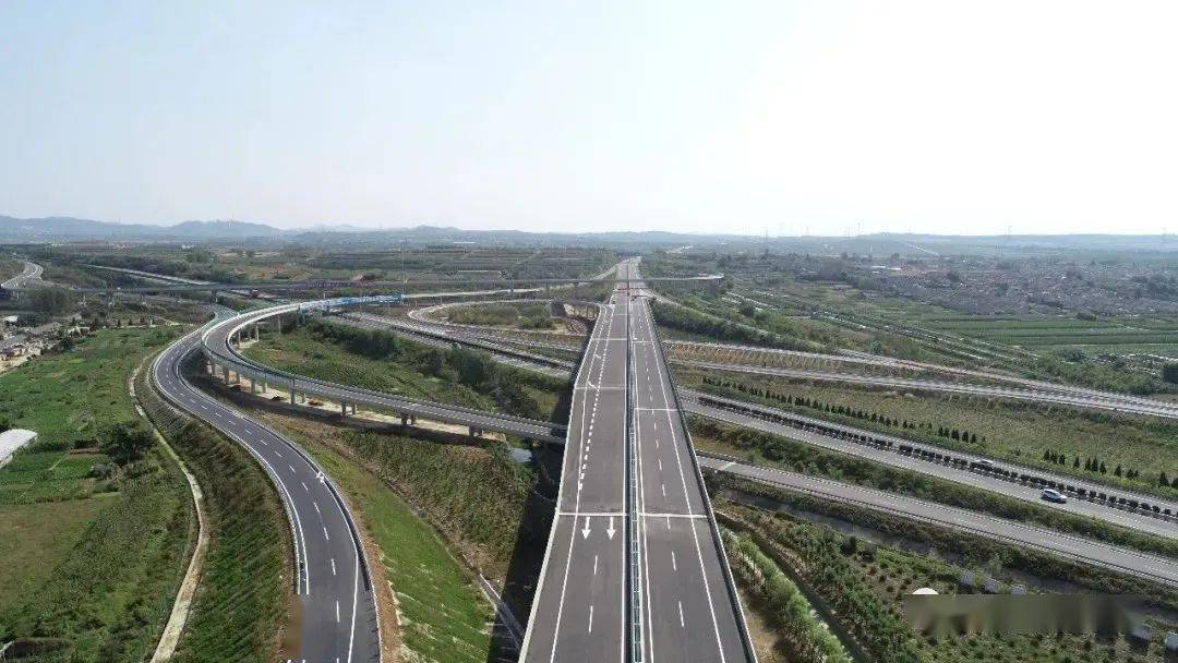 两公布一提示丨威海高速交警发布2022年五一假期高速公路安全出行提醒