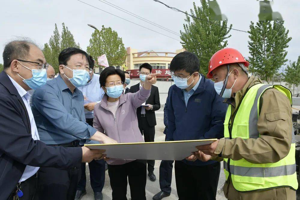 4月30日,县委书记沙淑红就节假日重点项目建设,安全生产和疫情防控等