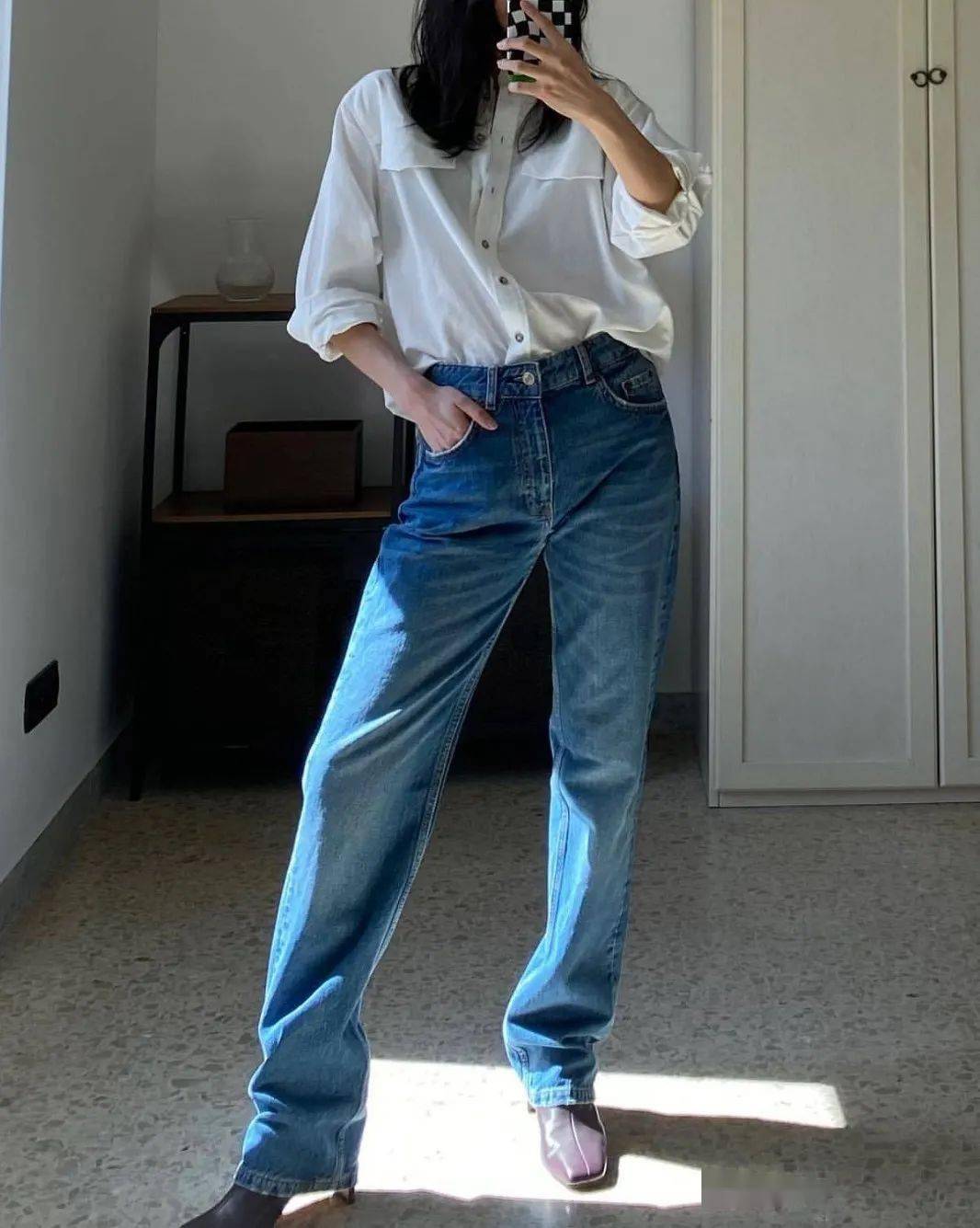 梨型身材微胖腿粗怎么选裤子