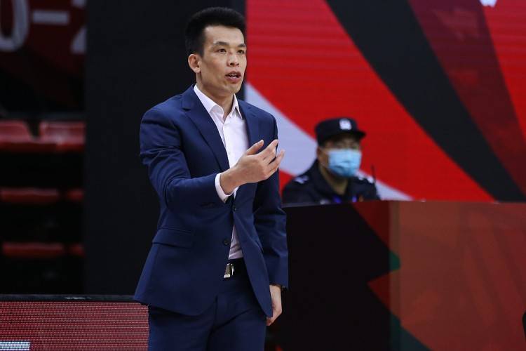 焦健没有精力和能力去当北京队主教练解立彬张云松才是首选