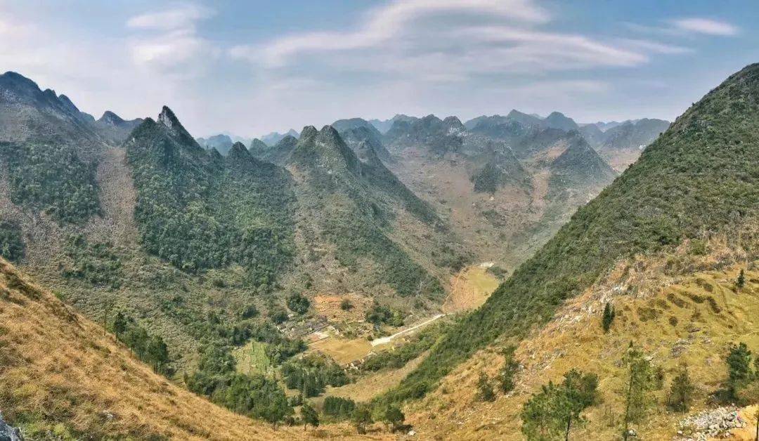 漫步阳山靘雾山,俯瞰广东小桂林 !