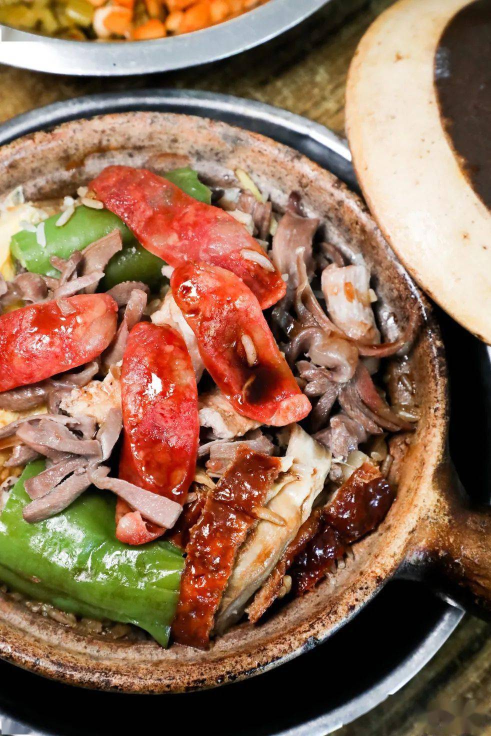 搬迁后,还被桂林人追着吃的30年老店_砂锅_素菜_食堂