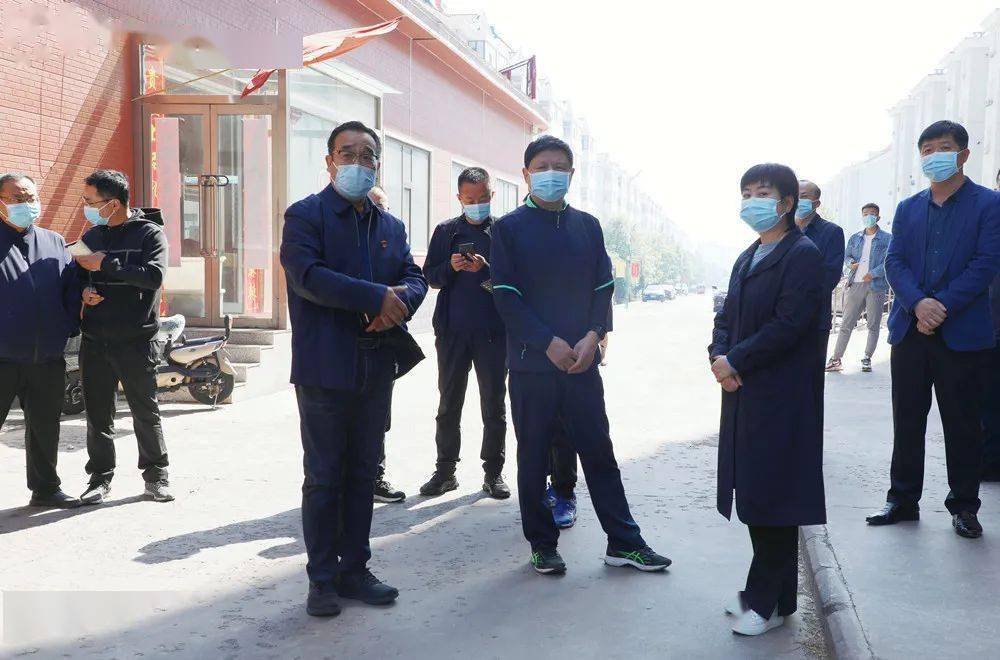 5月3日,襄垣县副县长赵楠楠带队到集团调研疫情防控工作,集团党委委员