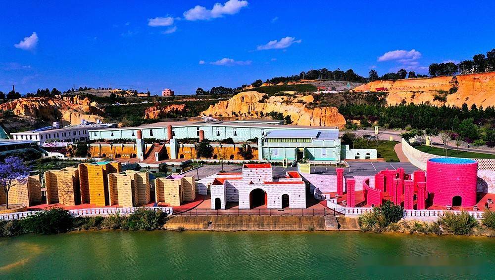 建水蚁工坊:从五孔空心砖里窥见艺术的真谛