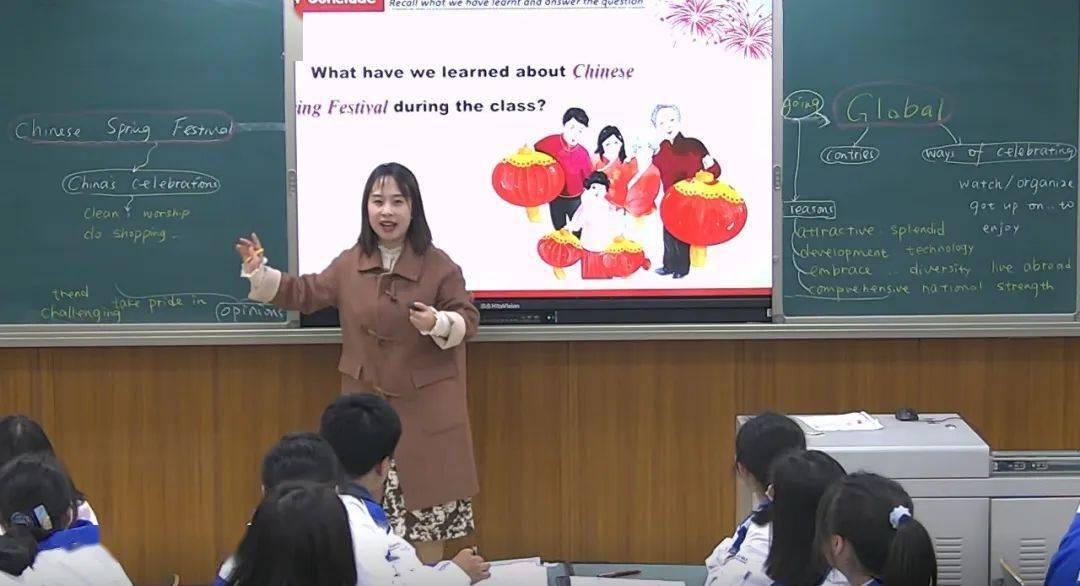 叶薇老师陈燚老师本次课堂设计围绕"基于主题语境,在高中英语阅读课中