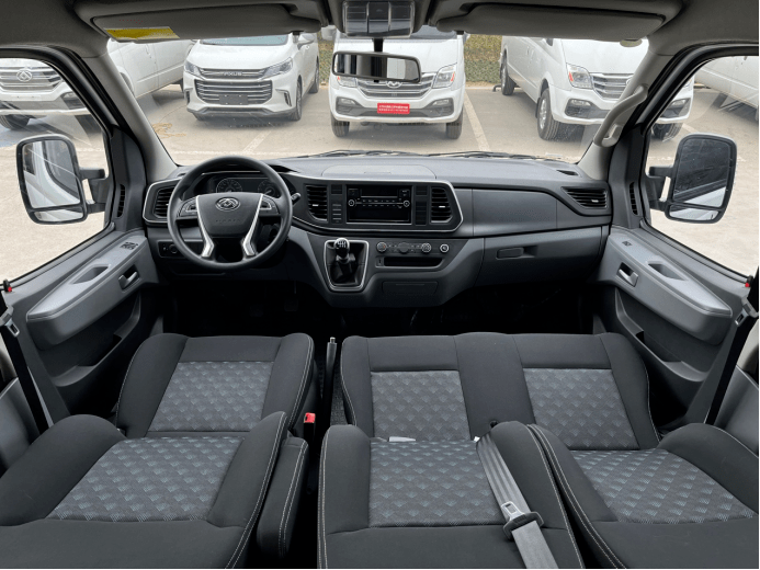 原创无惧蓝牌新规上汽大通maxusv80中轴车型释放大能量