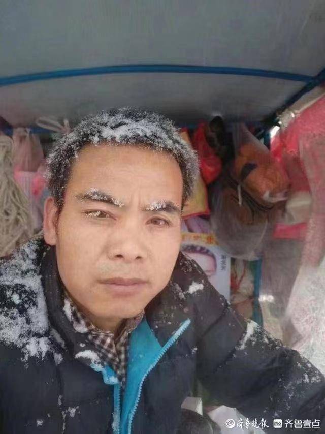 果然寻亲穿蜘蛛侠服蹬三轮黄包车伍兴虎寻子14年