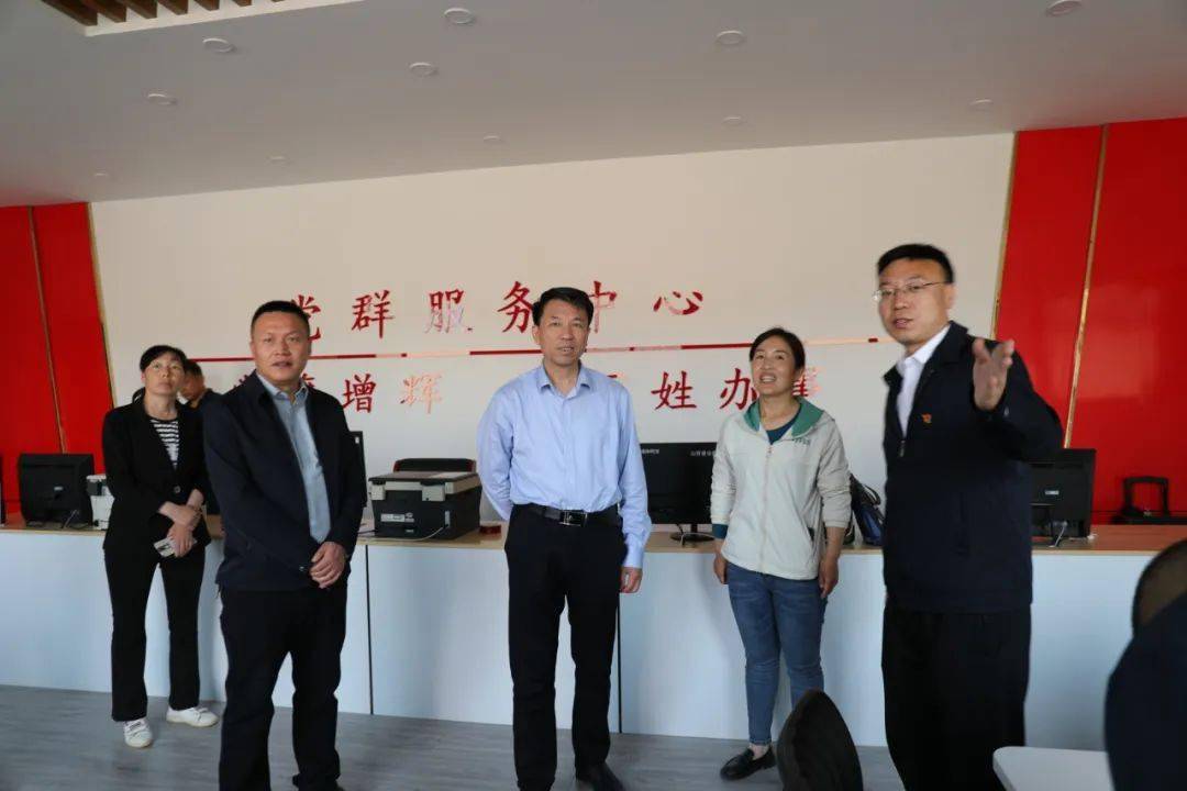 段志岗实地查看县殡仪馆,公益性公墓(骨灰堂)建设进度,与壶关县委书记