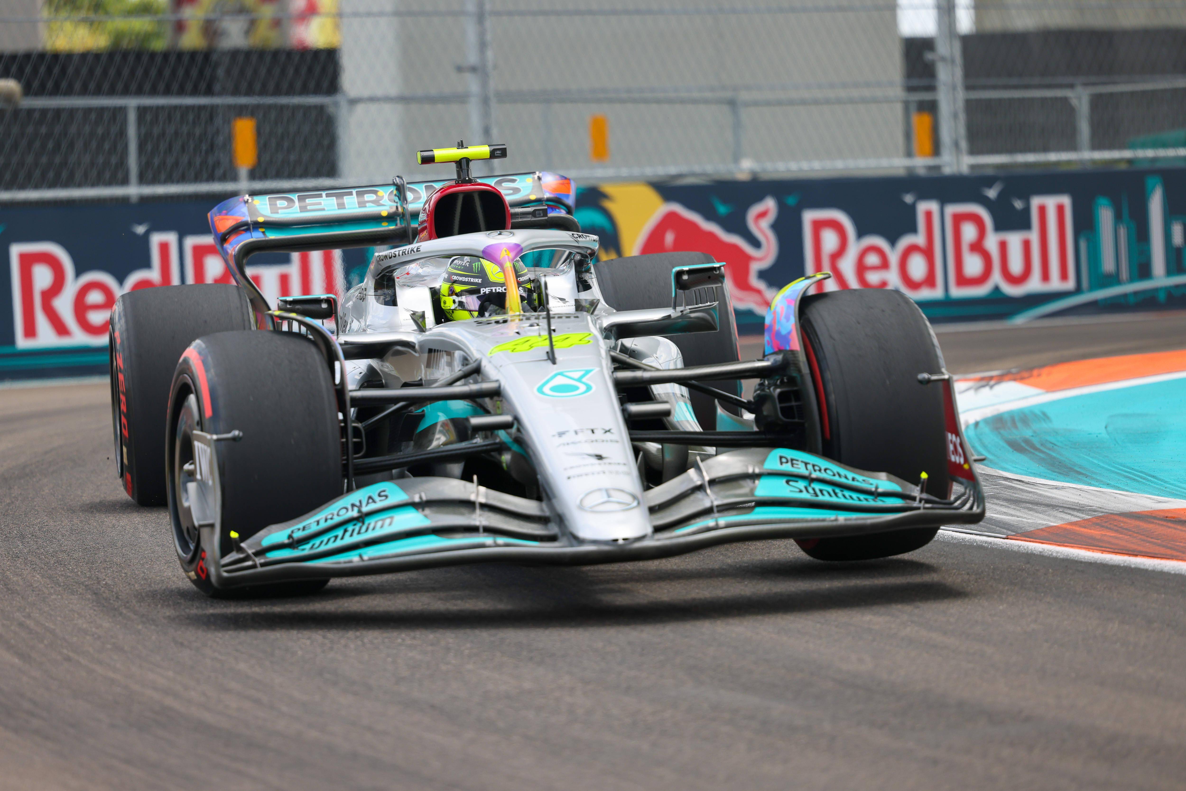 赛车——f1迈阿密大奖赛:排位赛赛况_比赛_法拉利车队_美国