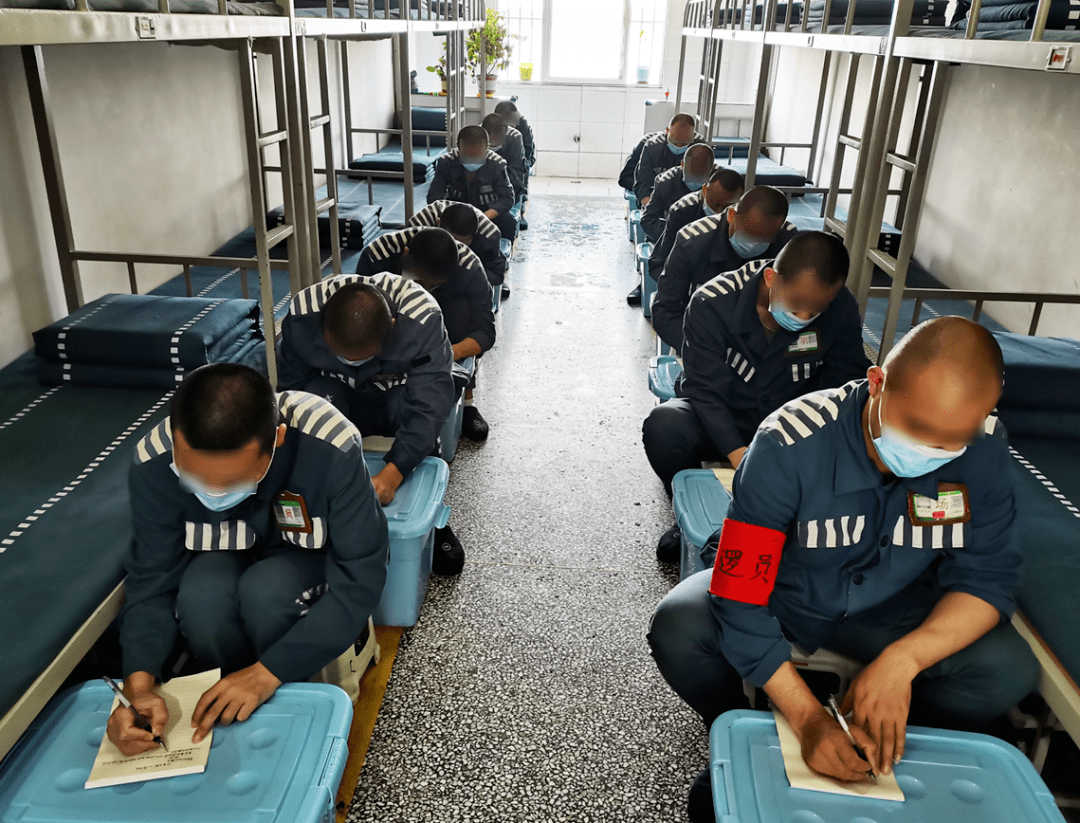 高墙内的母亲节:罪过才知母爱深