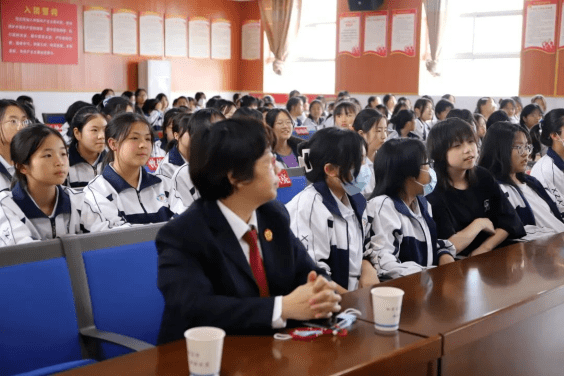 弘揚中學實驗學校三湖鎮鼓峰完小石市中學界牌鎮共升小學曲蘭中學大安