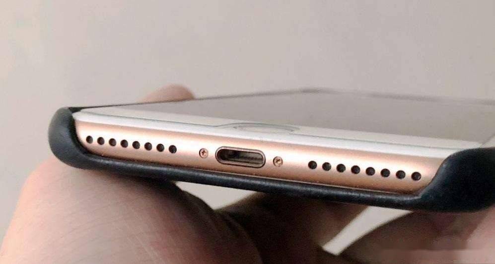 终于等到了,iphone15将首次改用type-c充电口,全系挖孔屏_苹果_接口