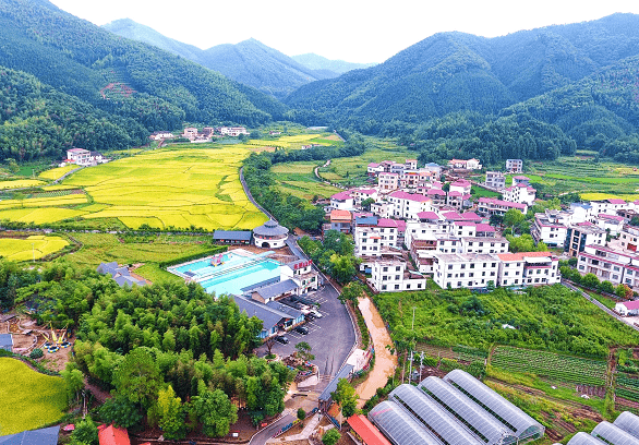 信丰新田坪地山景区图片