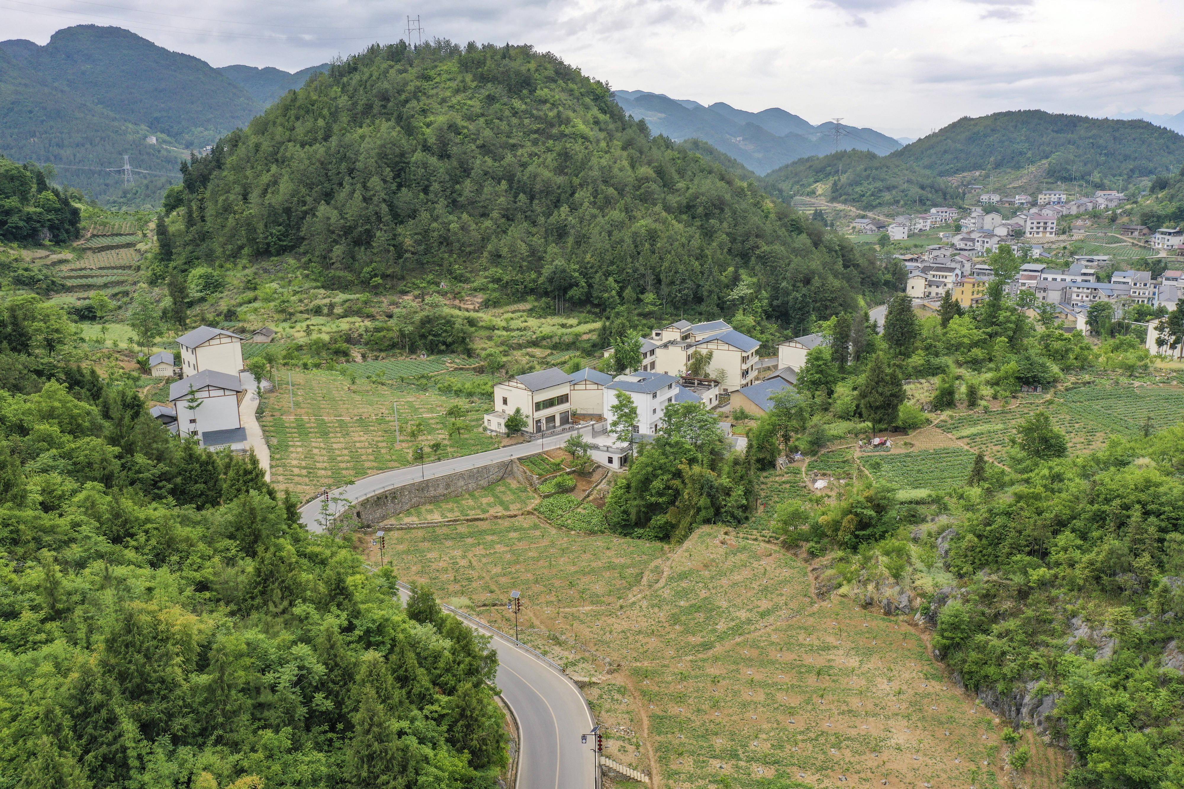 重庆巫溪改善人居环境让乡村成为幸福家园