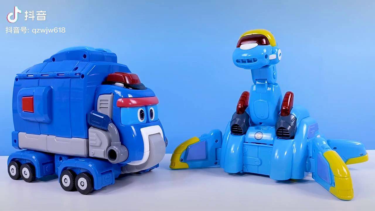 帮帮龙出动声光变形基地套装玩具多种变形玩法小孩子喜欢