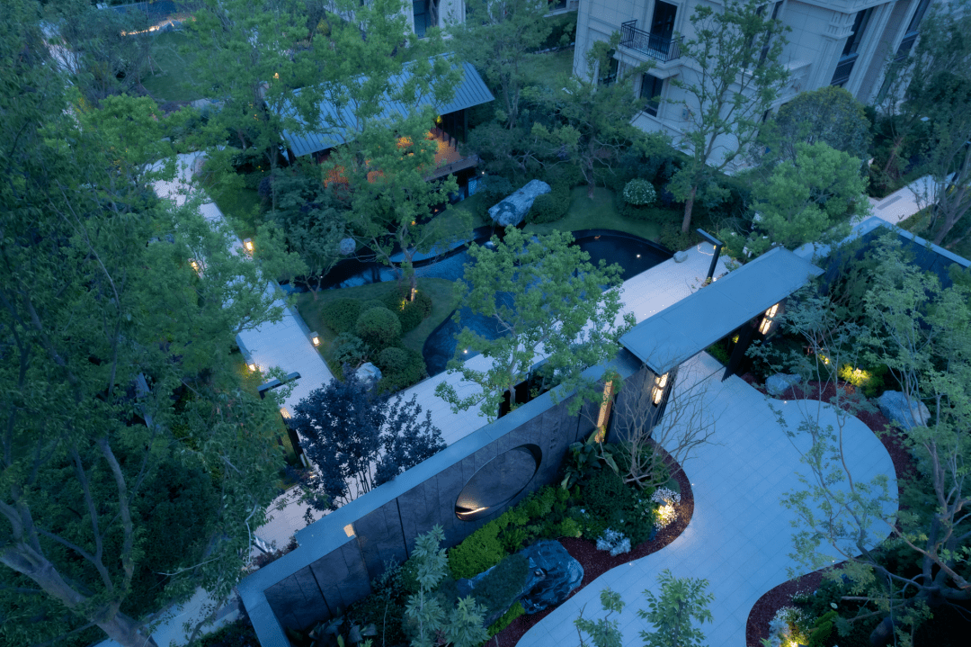 千山新屿 | 天玙 实拍图7龙湖 · 森镜有一种美,历时光而璀璨,亲见