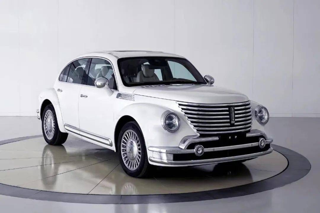 国产复古老爷车正式亮相外观帅爆要价30万