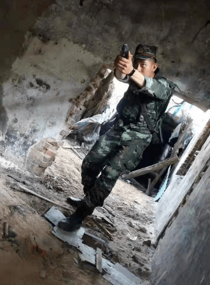 青春的色彩硬核青春6名退役大学生考研同上岸