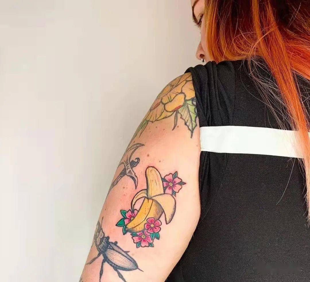 香气四溢的香蕉纹身