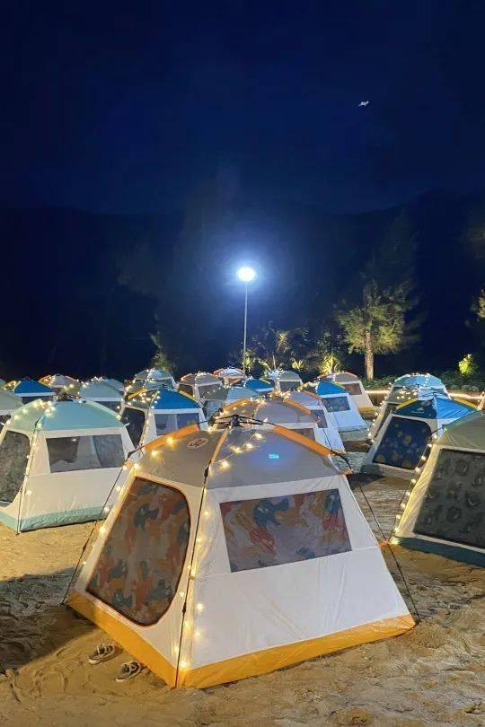 海边露营西涌沙滩轻奢星空露营快带上家人朋友get海上日出日落