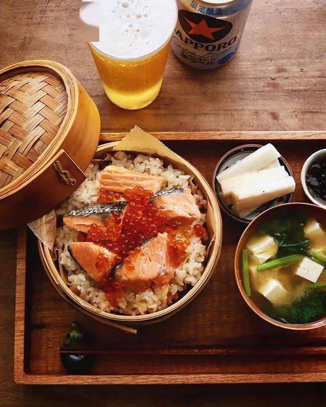 这位日本博主的一日三餐让我流下了肥胖的口水