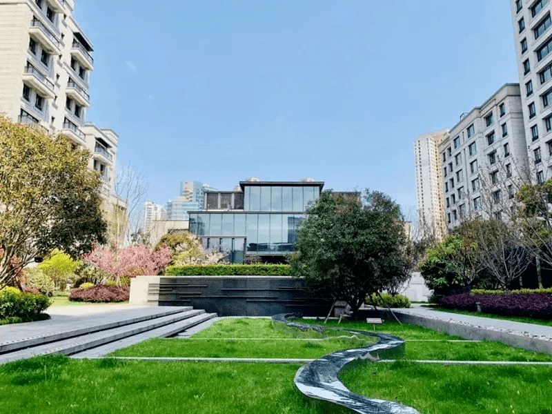 新天地顶豪 【翠湖四期隽荟】中区275m05边套4房大平层 带车位_户型