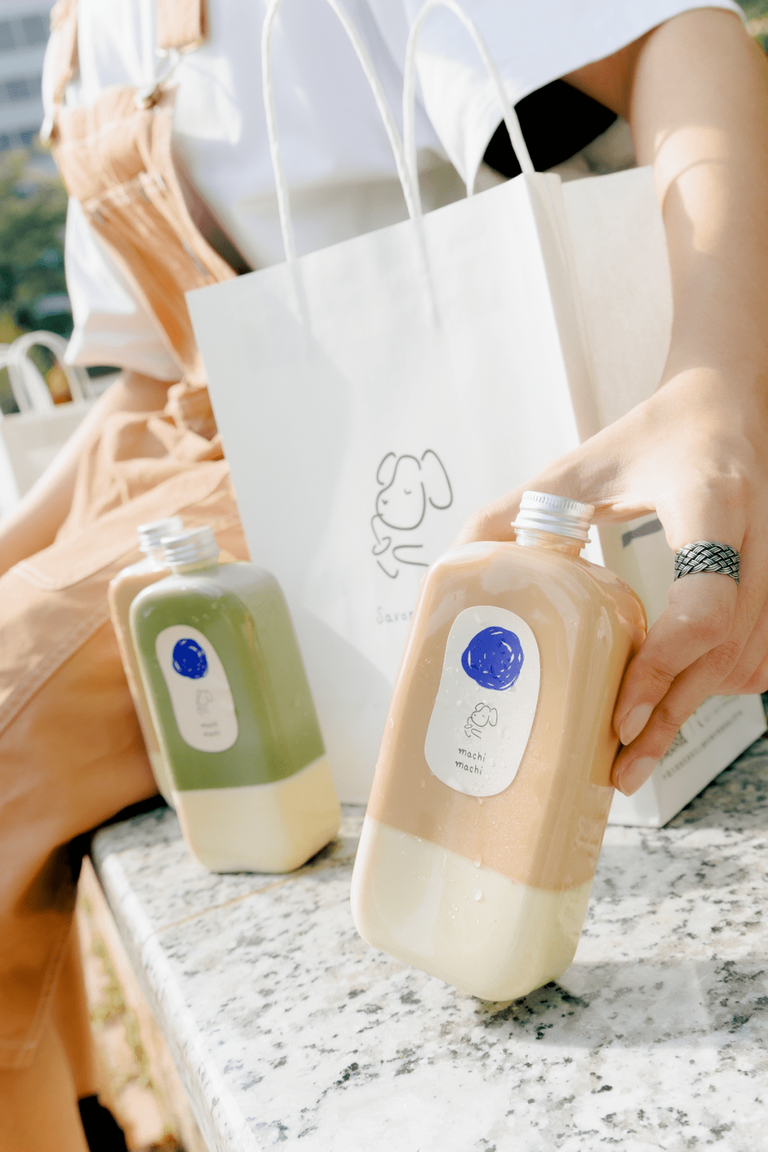 麦吉独创的奶酪奶茶,是当之无愧的人气选手,以醇厚香浓的奶茶欧蕾