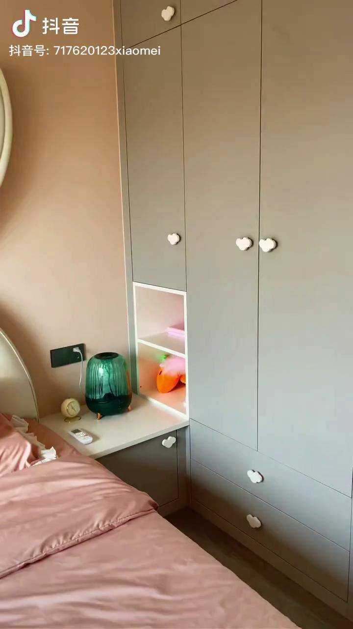 这种连体的床头柜我觉得挺好的为何我朋友说不好用不是很方便怎么回事