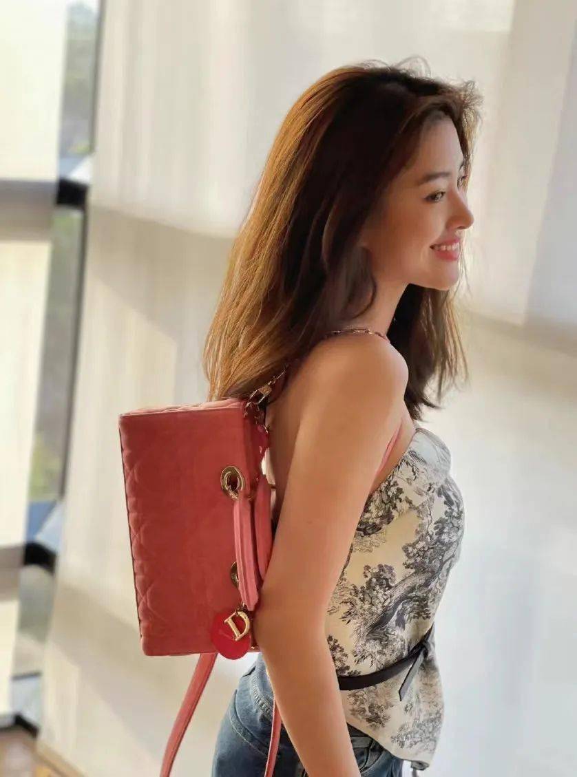 杨采钰小香风上衣法棍裤这套封神了太富家女气质了