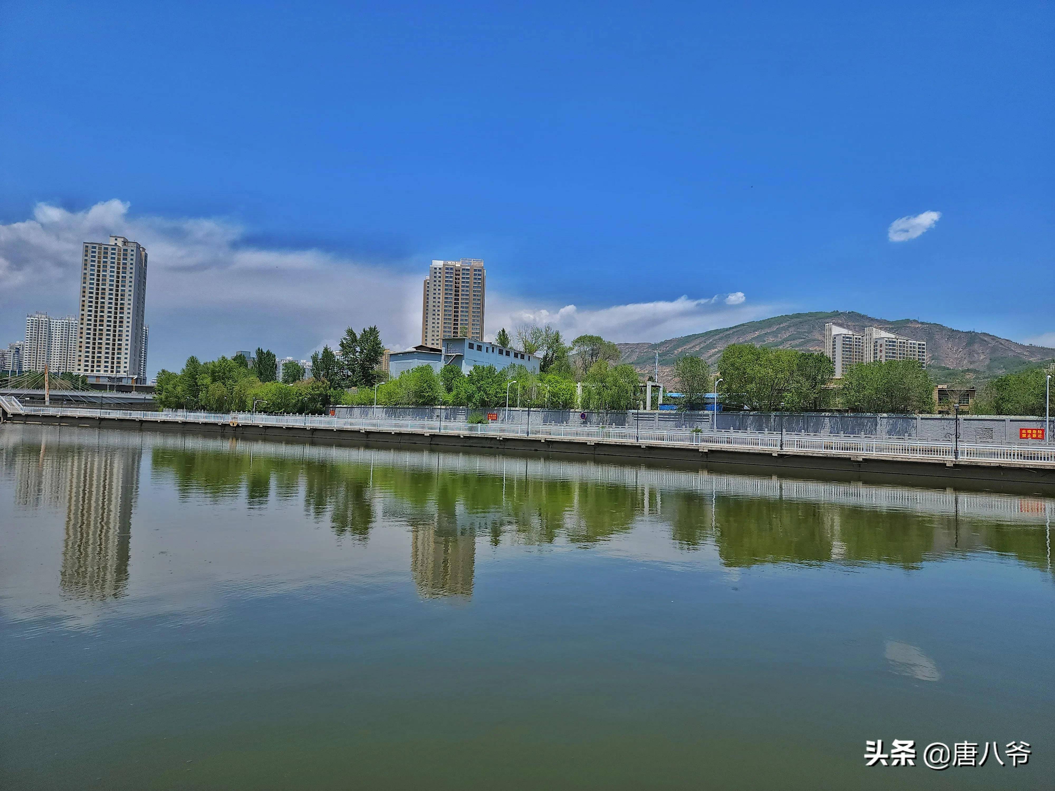 西宁初夏风光好_夏都_河流_草木