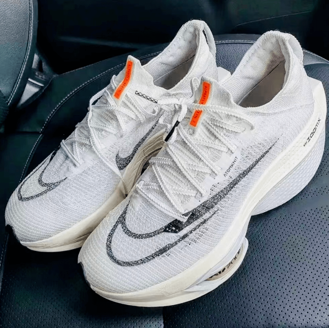 穿什么跑耐克破二战靴和速度训练鞋再度来袭这鞋底看起来更厚了