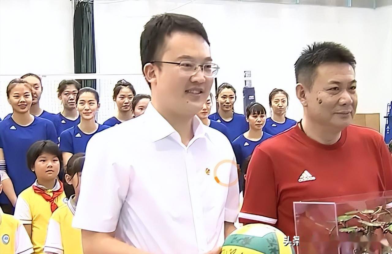 中国名将排行榜_中国名将1平2负排名垫底,梁文博无缘四强!中国选手已经全部出局