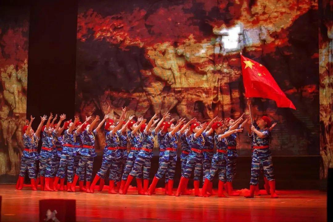 多彩戏剧进校园 文化传承润童心_学院街_孩子_儿童剧