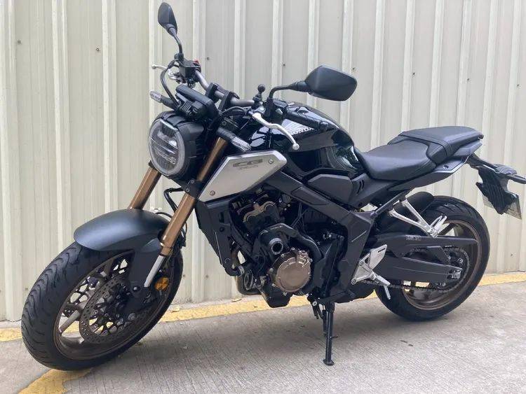 转让2021年本田cbr650r