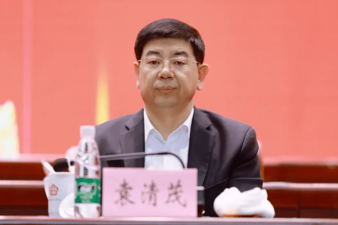 汾酒复兴总纲领出炉3000亿汾酒董事长袁清茂新定义三分天下有其一对