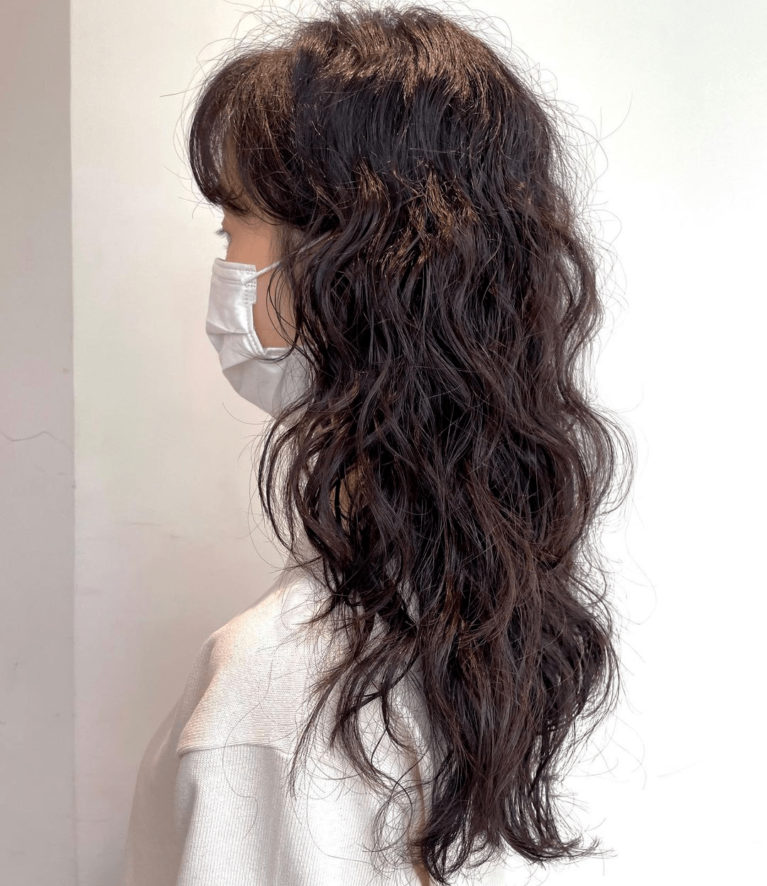 "长发烫满头",风情万种又上头._发型_中国_人类