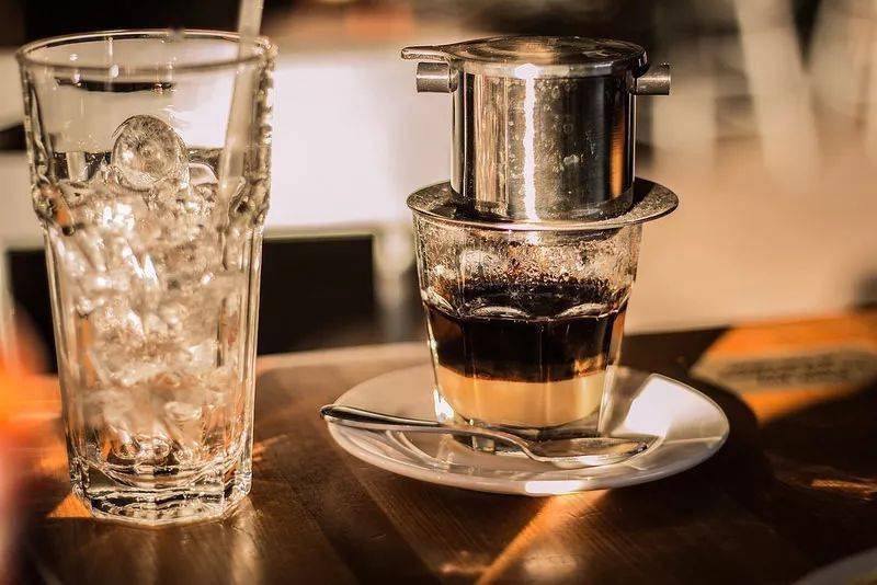 一分钟教你学会制作越南滴漏咖啡