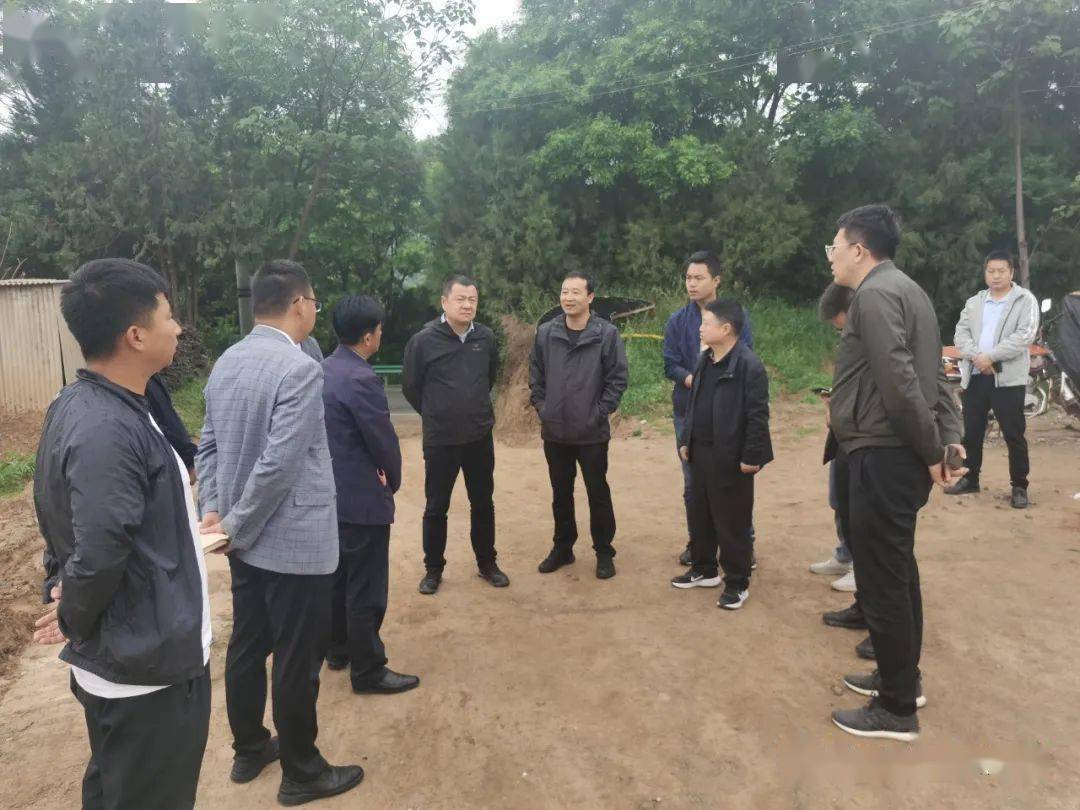 省自然资源厅二级巡视员丁煦一行调研指导西和县生态及地质灾害避险