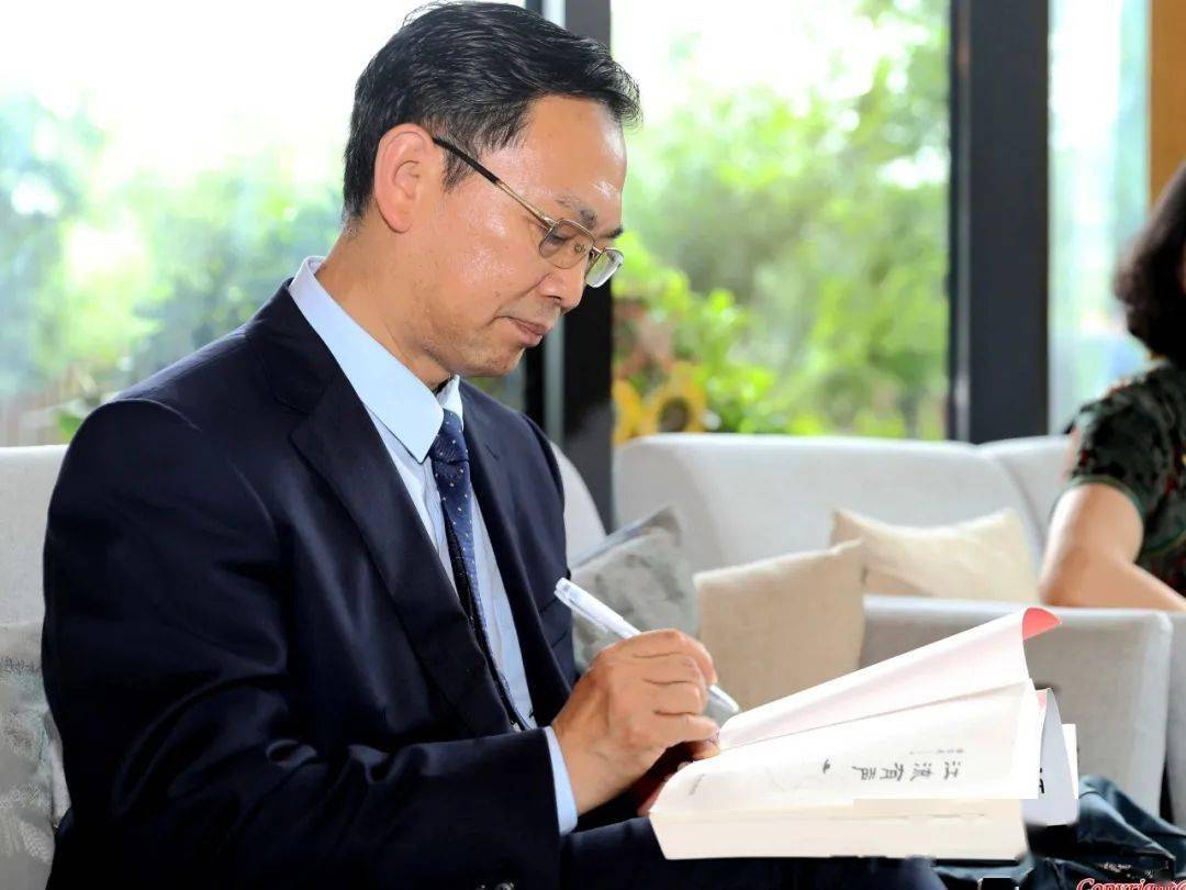 幸福五局全员悦读让我们共享一场精神交流的盛会