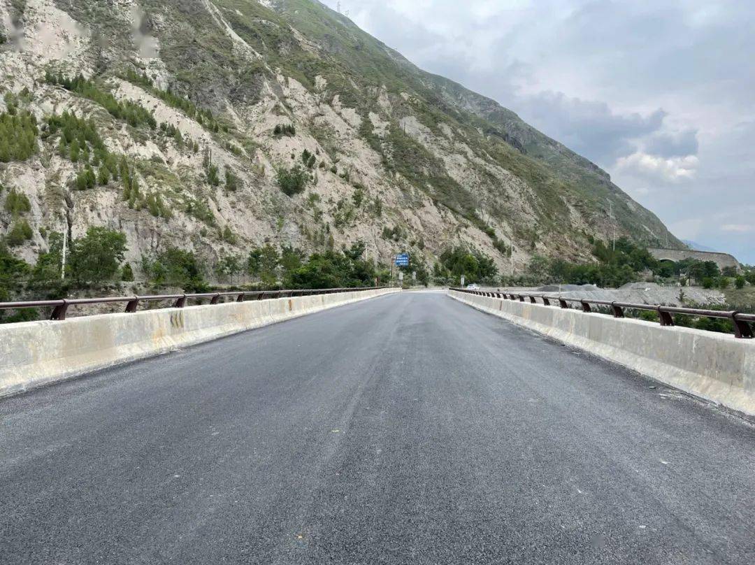 推广四新技术武都公路段一直在行动