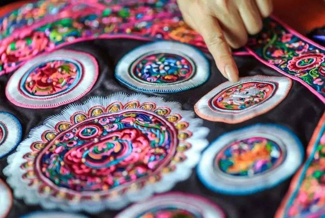 广西全面提高非遗保护传承水平