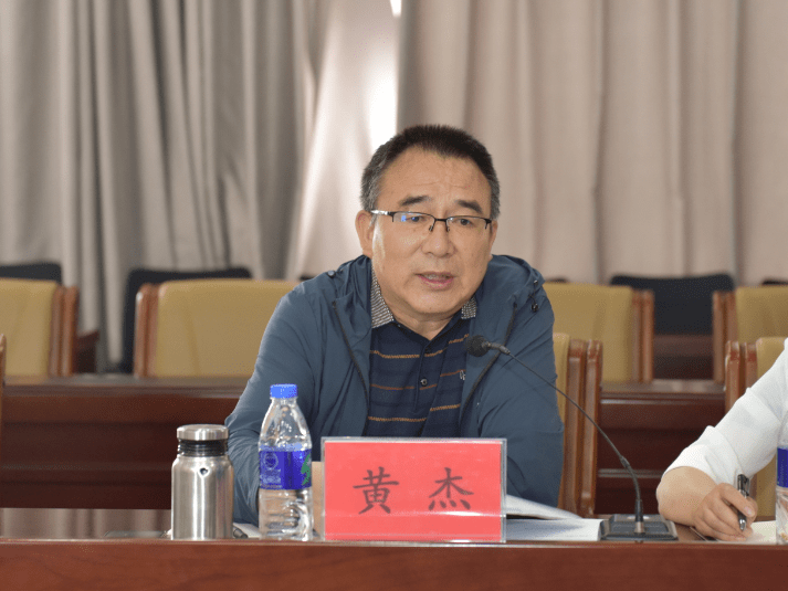 会上,黄杰主任,李云会副主任对州医院依法履行"三