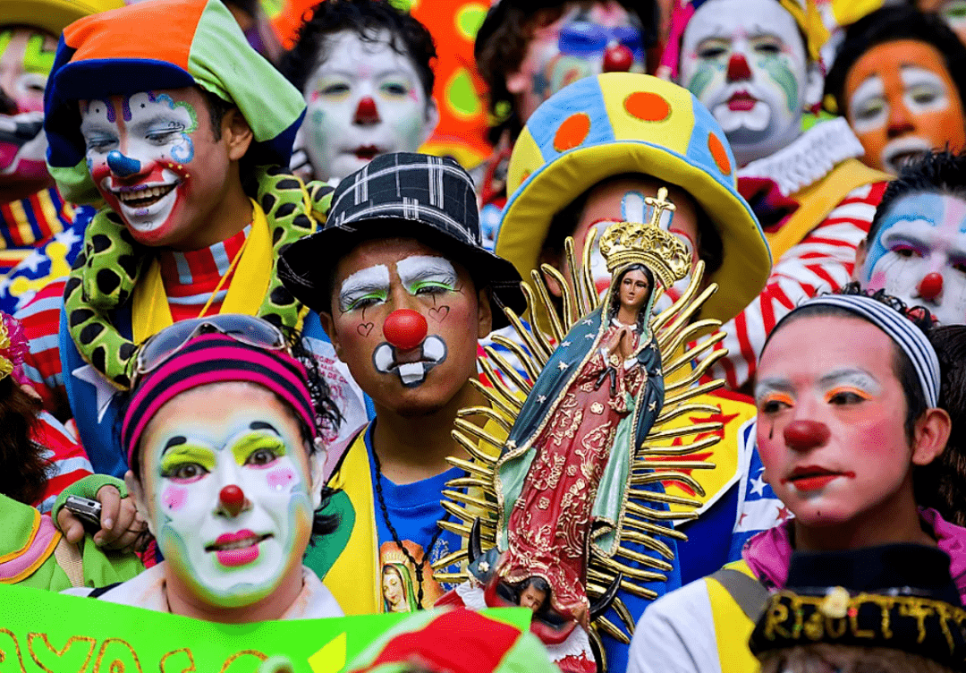 4Бразилия 巴西巴西的儿童节在8月15日,这一天正好也是巴西的