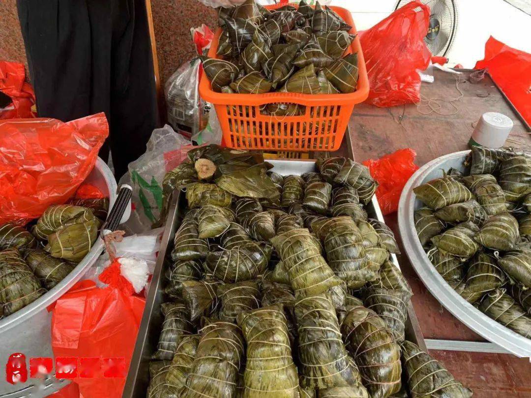 端午到博白街头粽子大卖单个最高卖至5块5