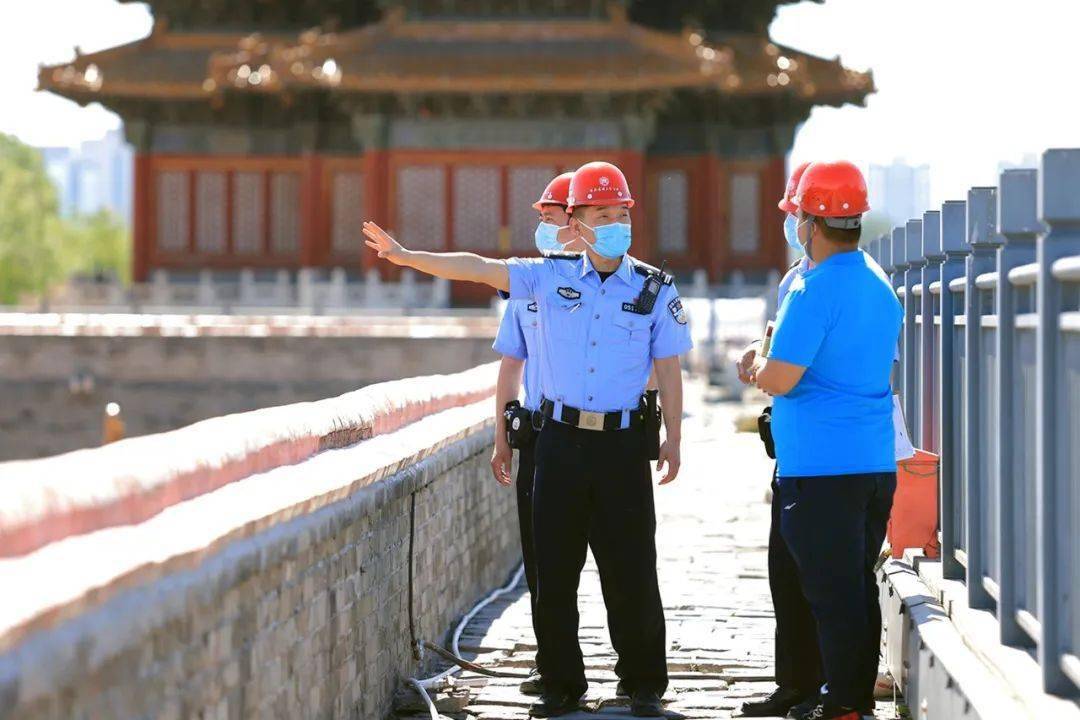 致敬公安英雄护航新征程这三名特级优秀人民警察很特别