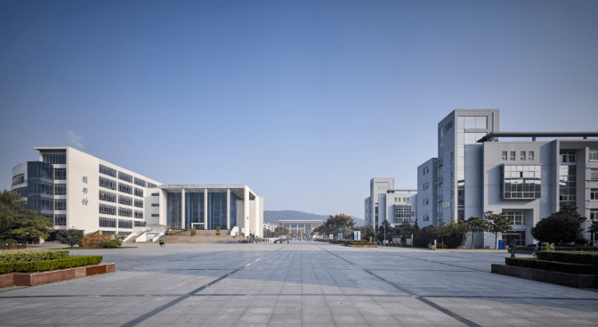 回报又走向各自的夏天我们在夏天相遇南京信息职业技术学院毕业快乐!