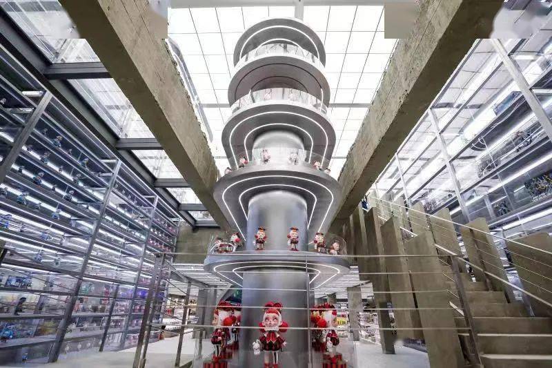 KK集团为什么要开大店？_步行街_城市_美学